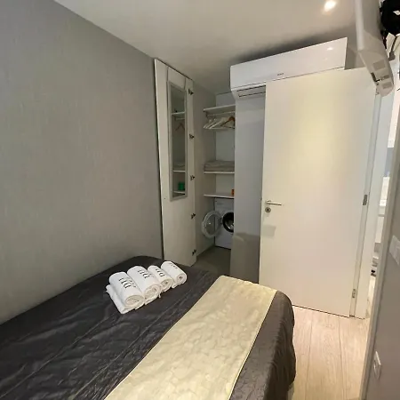 아파트 Rosa House